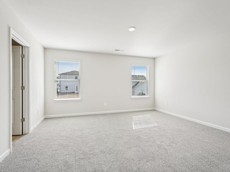 Spacious, unfurnished interior of a new home in Manning Mill, Adairsville (Image 19).