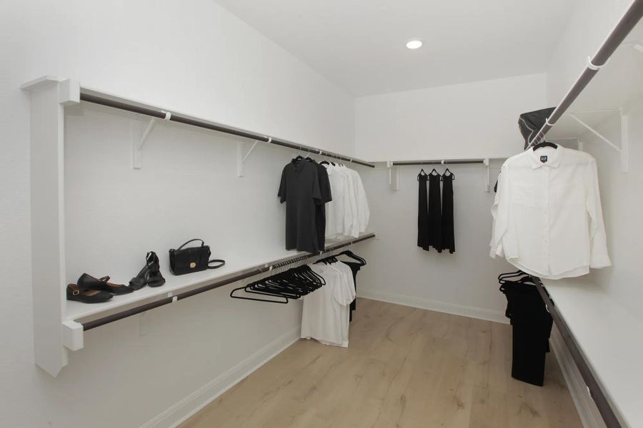 Brookdale II Primary Closet