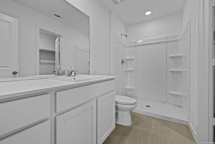 Furnished interior view inside a new home in Spring Grove, St. Hedwig (Image 6).