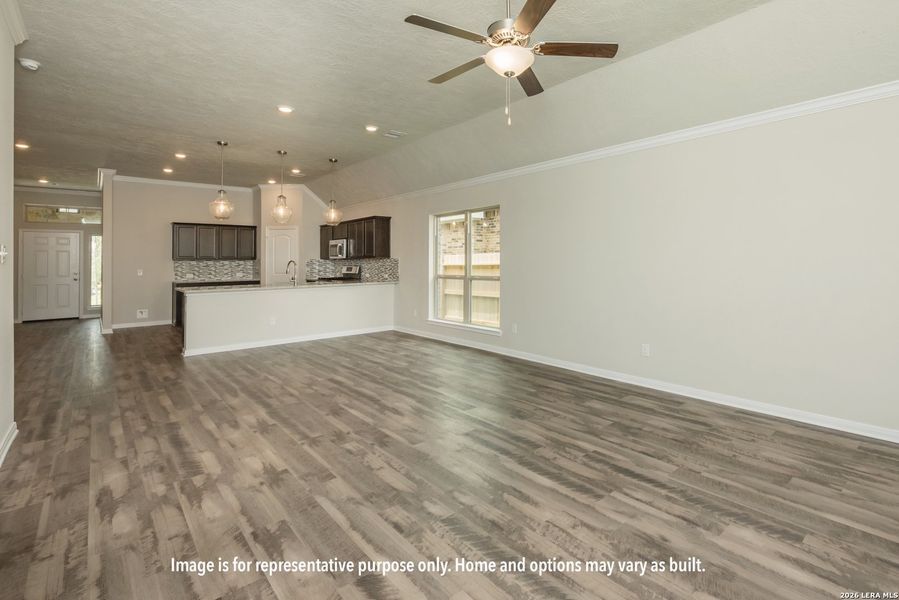 Spacious, unfurnished interior of a new home in Arroyo Ranch, Seguin (Image 4). Spacious, unfurnished interior of a new home in Arroyo Ranch, Seguin (Image 4).