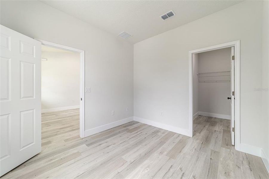 Spacious, unfurnished interior of a new home in , Dunnellon (Image 36). Spacious, unfurnished interior of a new home in , Dunnellon (Image 36).