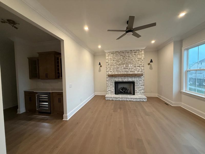 The Dresden D Hearth Room