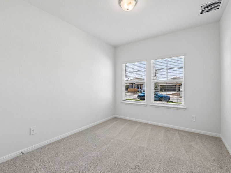 Spacious, unfurnished interior of a new home in Waterstone Crossing, Kyle (Image 13).
