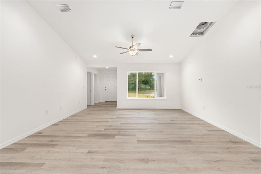 Spacious, unfurnished interior of a new home in , Ocala (Image 84).