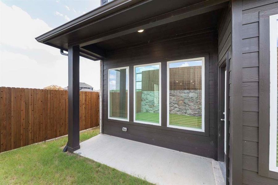 20_1033-lovely-day-lavon-tx-covered-patio 20_1033-lovely-day-lavon-tx-covered-patio