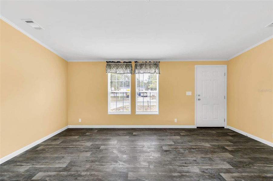 Spacious, unfurnished interior of a new home in , Spring Hill (Image 12).