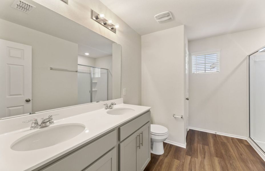 Owner's Bath Owner's Bath