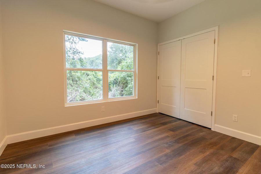 Spacious, unfurnished interior of a new home in , Melrose (Image 29).