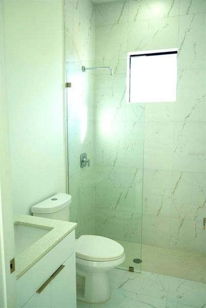 Furnished interior view inside a new home in , Cape Coral (Image 6).