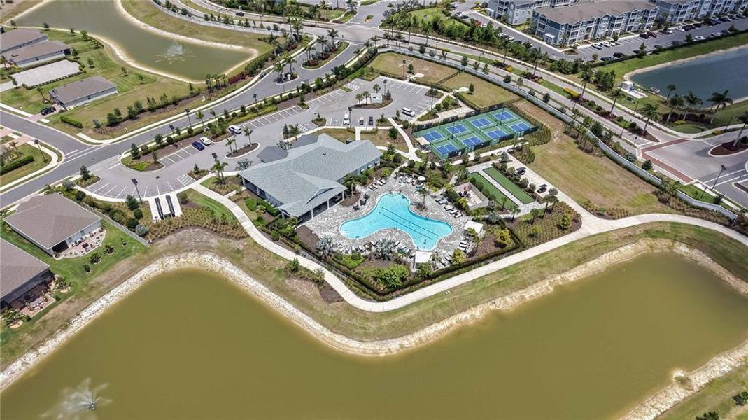 Community amenities in , Port Charlotte (Image 67).