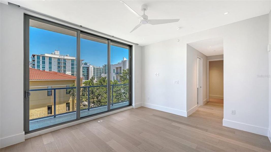 Spacious, unfurnished interior of a new home in , Sarasota (Image 30). Spacious, unfurnished interior of a new home in , Sarasota (Image 30).