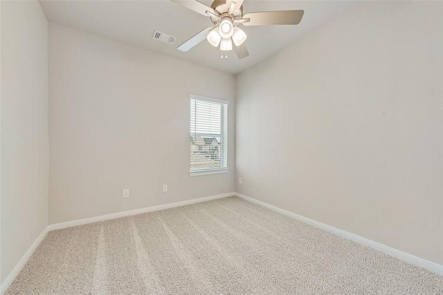 Spacious, unfurnished interior of a new home in Lakeside at Viridian - Villa Series, Arlington (Image 12).