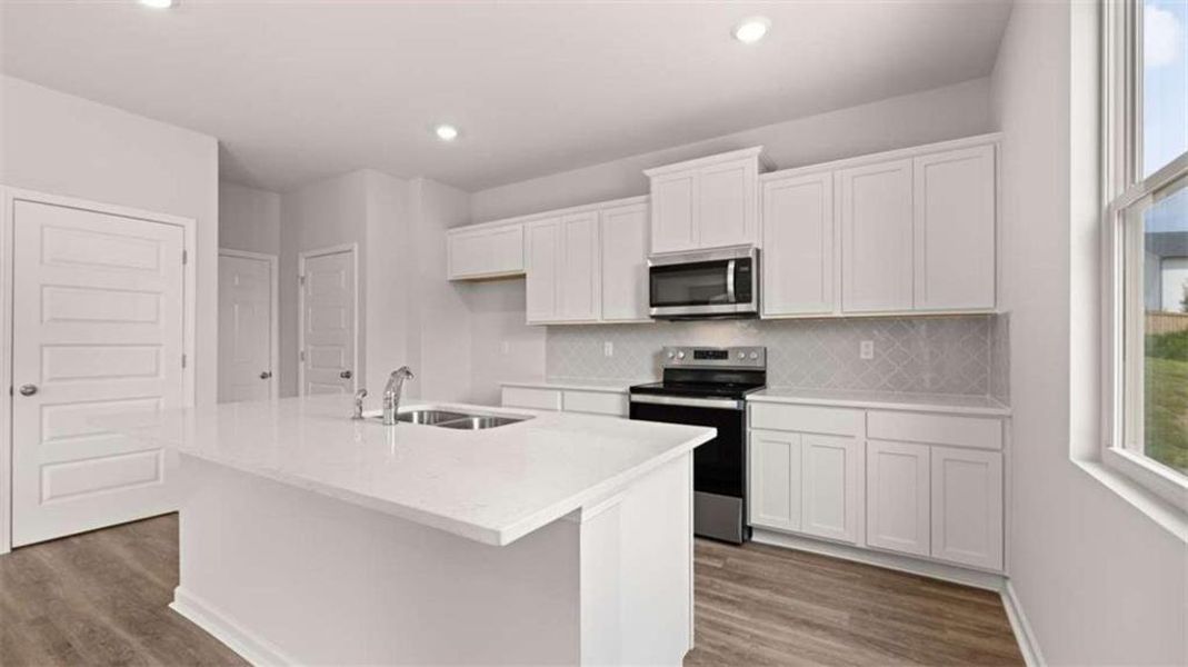 Furnished interior view inside a new home in Poplar Preserve, Newnan (Image 4).