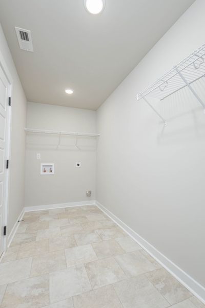 Representative unfurnished interior of a home built from the Juniper by Nason Homes in Cole Properties Subdivision, Dickson (Image 15).