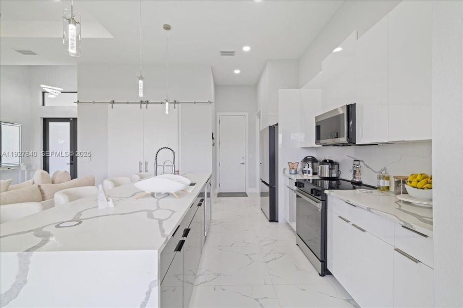 Furnished interior view inside a new home in , Cape Coral (Image 17). Furnished interior view inside a new home in , Cape Coral (Image 17).