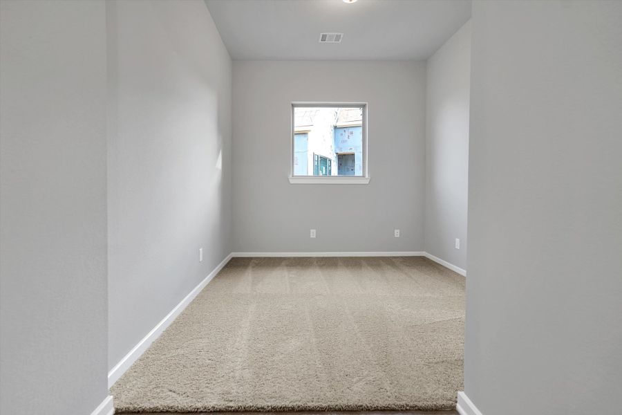 Spacious, unfurnished interior of a new home in Sunterra 50s, Katy (Image 18). Spacious, unfurnished interior of a new home in Sunterra 50s, Katy (Image 18).