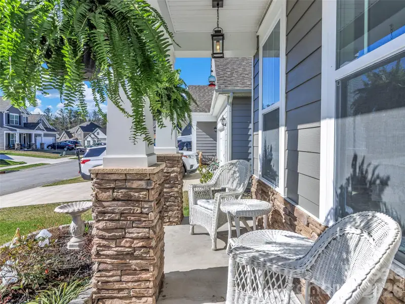 Relaxing and beautiful sunny porch to enjoy people watching.