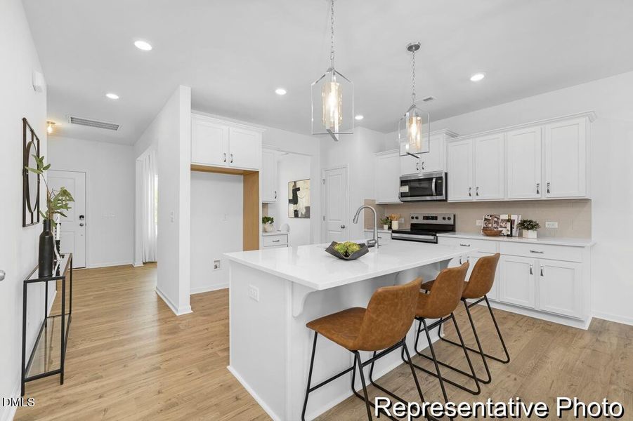 NTR 22 Devin 2098 EB3 IO (5)-05REP