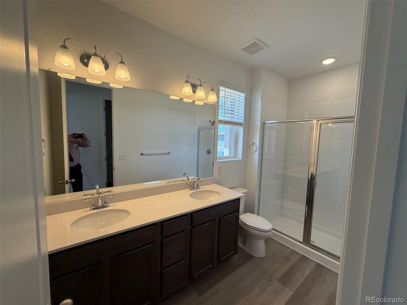 Furnished interior view inside a new home in Parkdale, Erie (Image 5).