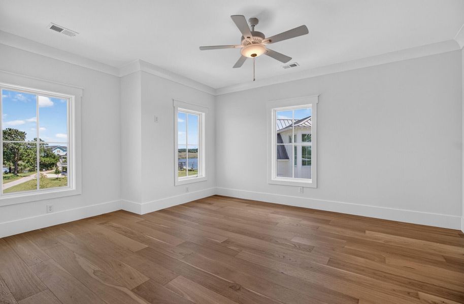 Spacious, unfurnished interior of a new home in , Johns Island (Image 26).