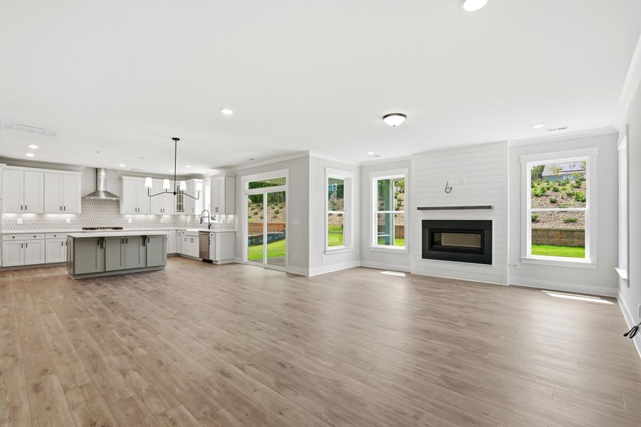 Spacious, unfurnished interior of a new home in Rone Creek, Waxhaw (Image 19).