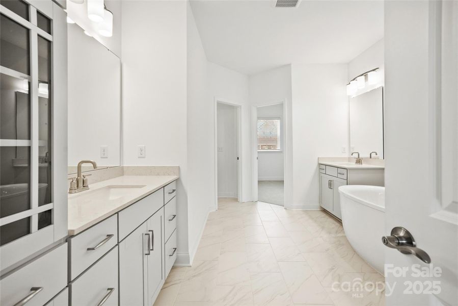 Furnished interior view inside a new home in Forest Creek, Waxhaw (Image 13).