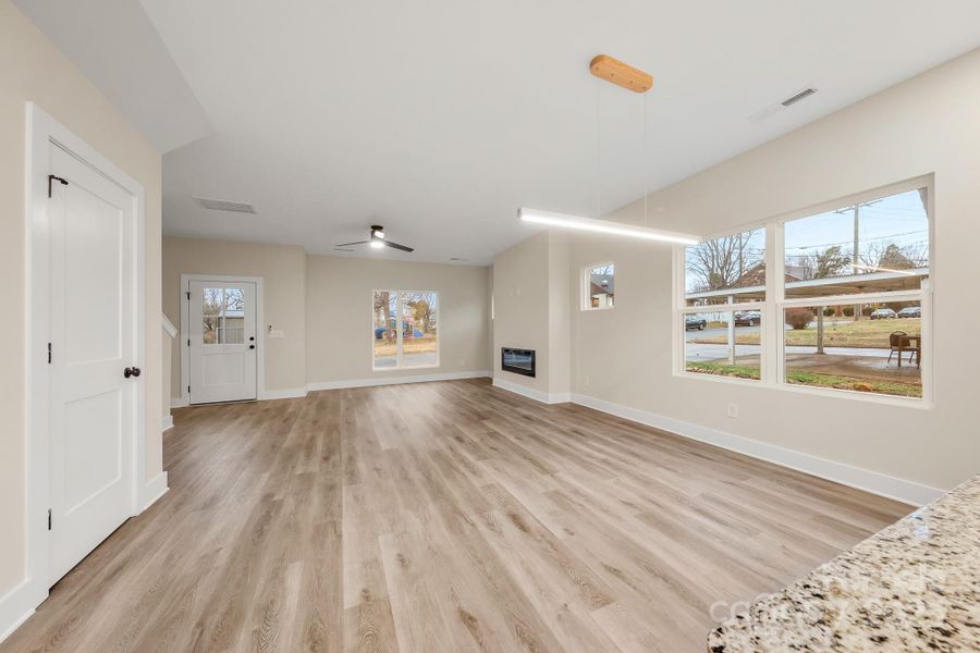 Spacious, unfurnished interior of a new home in , Salisbury (Image 12).