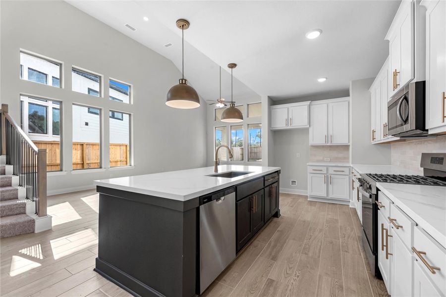 Representative image. Features, specifications, selections and colors may vary.