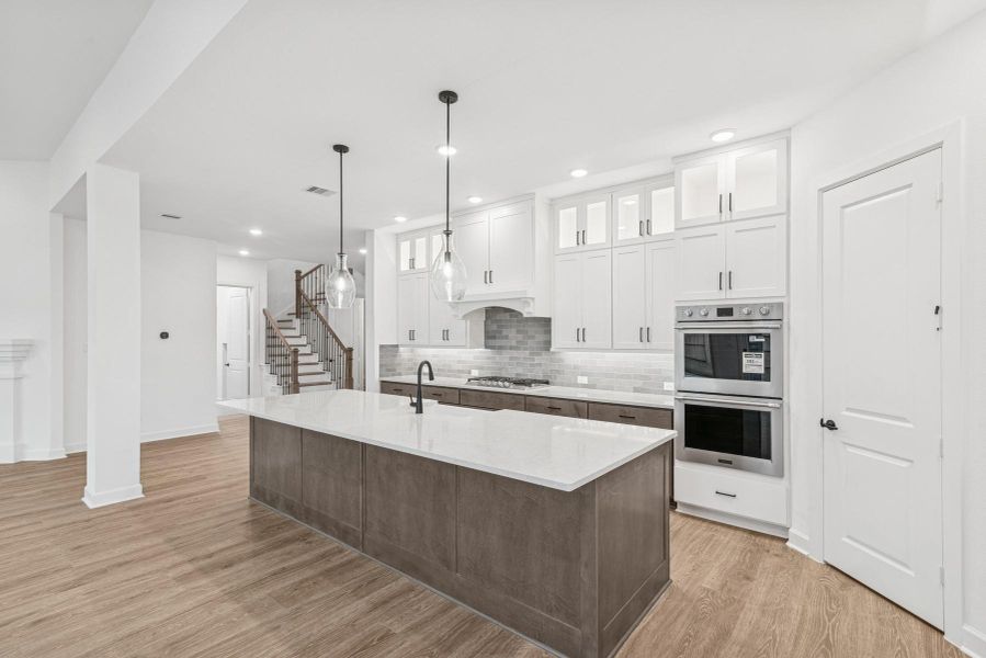 Furnished interior view inside a new home in Jordan Ranch 70' Homesites, Fulshear (Image 7). Furnished interior view inside a new home in Jordan Ranch 70' Homesites, Fulshear (Image 7).