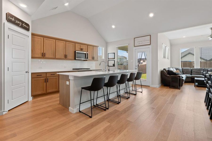Furnished interior view inside a new home in Elevon, Lavon (Image 10).
