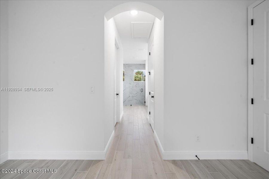 Spacious, unfurnished interior of a new home in , Palm Bay (Image 17). Spacious, unfurnished interior of a new home in , Palm Bay (Image 17).