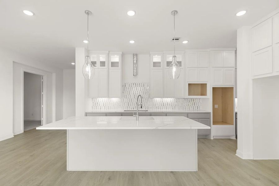 Granbury D Kitchen