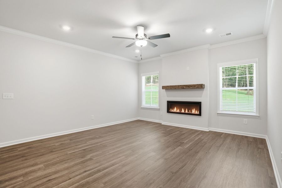 Representative unfurnished interior of a home built from the Hawthorne Select M by McGuinn Homes in Broadway Lake, Anderson (Image 16). Representative unfurnished interior of a home built from the Hawthorne Select M by McGuinn Homes in Broadway Lake, Anderson (Image 16).