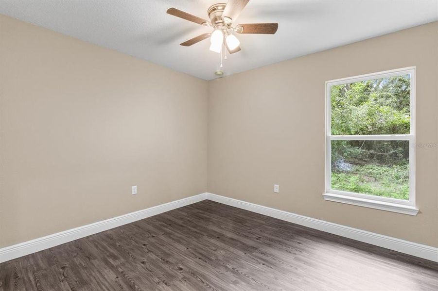 Spacious, unfurnished interior of a new home in , Citrus Springs (Image 21).