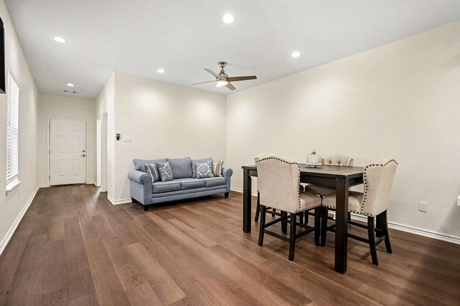 Come put your personal touch and make this area all yours!! Come put your personal touch and make this area all yours!!