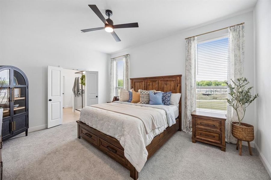 Furnished interior view inside a new home in , Grand Prairie (Image 23).