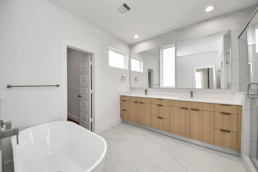 Furnished interior view inside a new home in , Houston (Image 7).