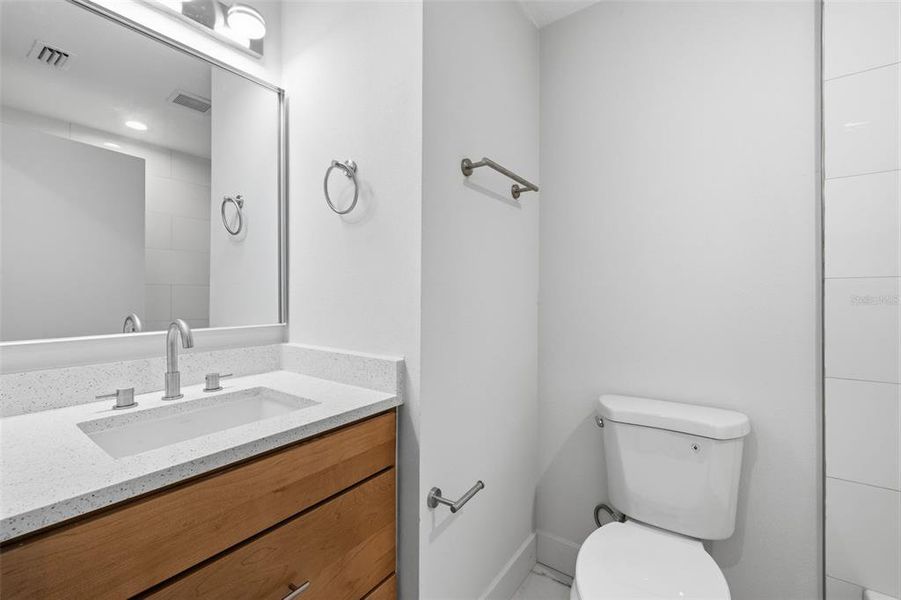 Furnished interior view inside a new home in , Crystal River (Image 6).