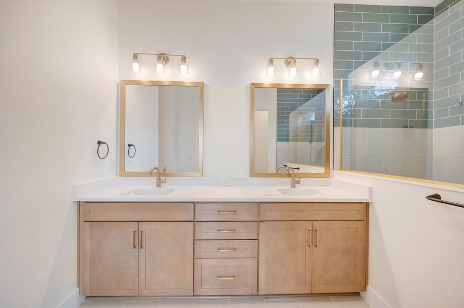 Owner's Bath