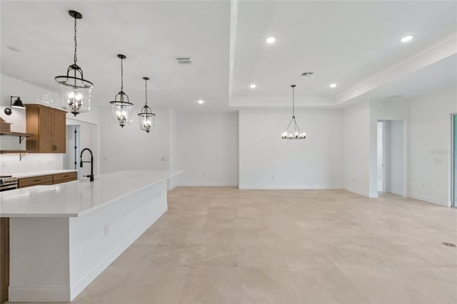 Spacious, unfurnished interior of a new home in Osprey Ranch, Winter Garden (Image 21). Spacious, unfurnished interior of a new home in Osprey Ranch, Winter Garden (Image 21).