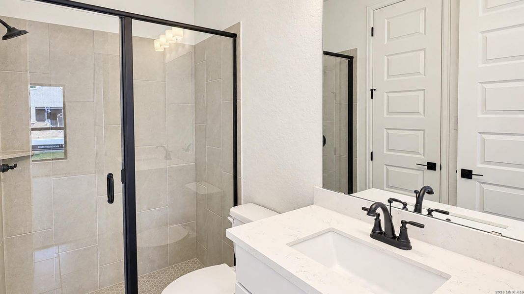 Furnished interior view inside a new home in Mayfair, New Braunfels (Image 7).