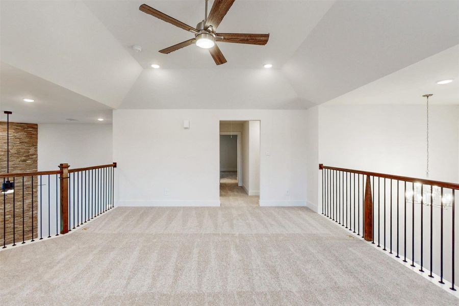 Spacious, unfurnished interior of a new home in Sorella, Tomball (Image 28).