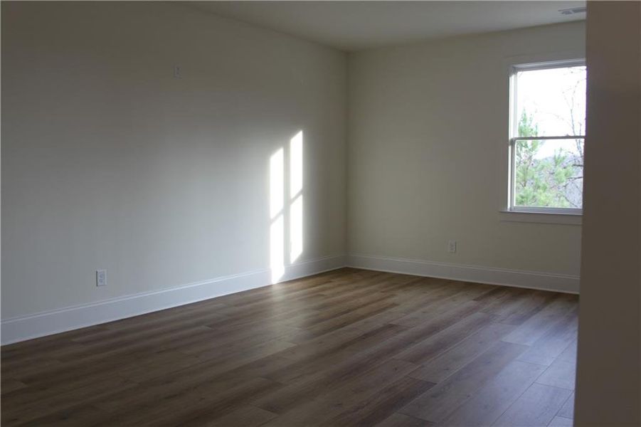 Spacious, unfurnished interior of a new home in , Milton (Image 35).