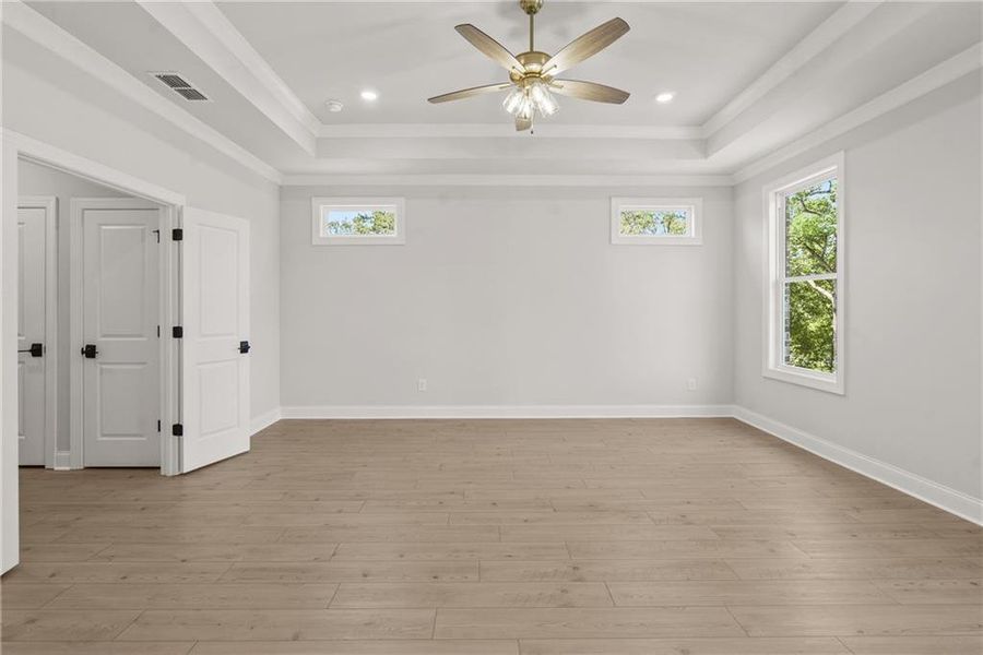 Spacious, unfurnished interior of a new home in Waterside Townhomes, Peachtree Corners (Image 20).