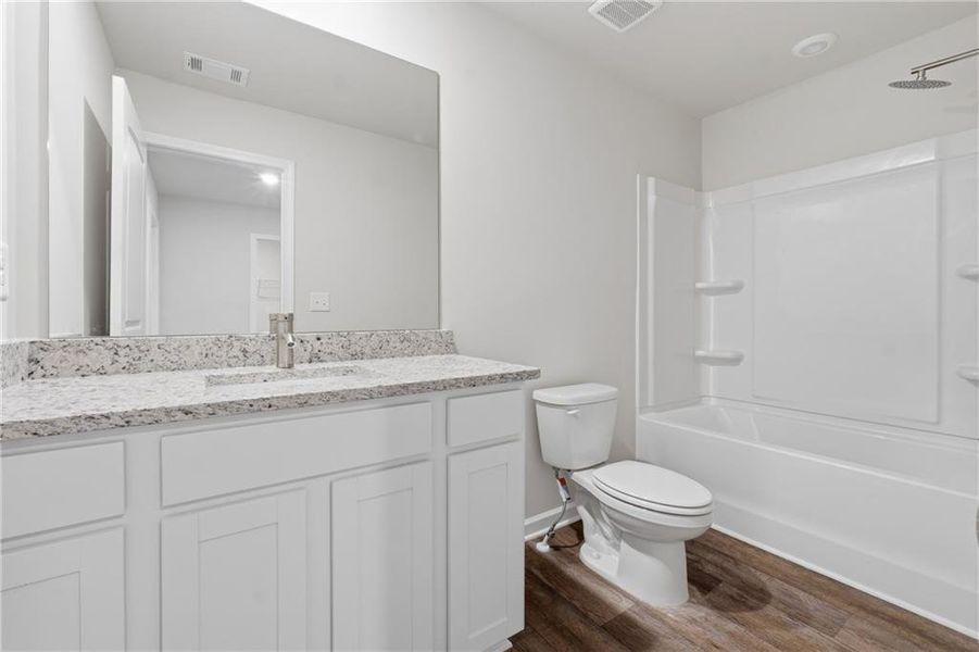 Furnished interior view inside a new home in Moss Creek, Hogansville (Image 10).