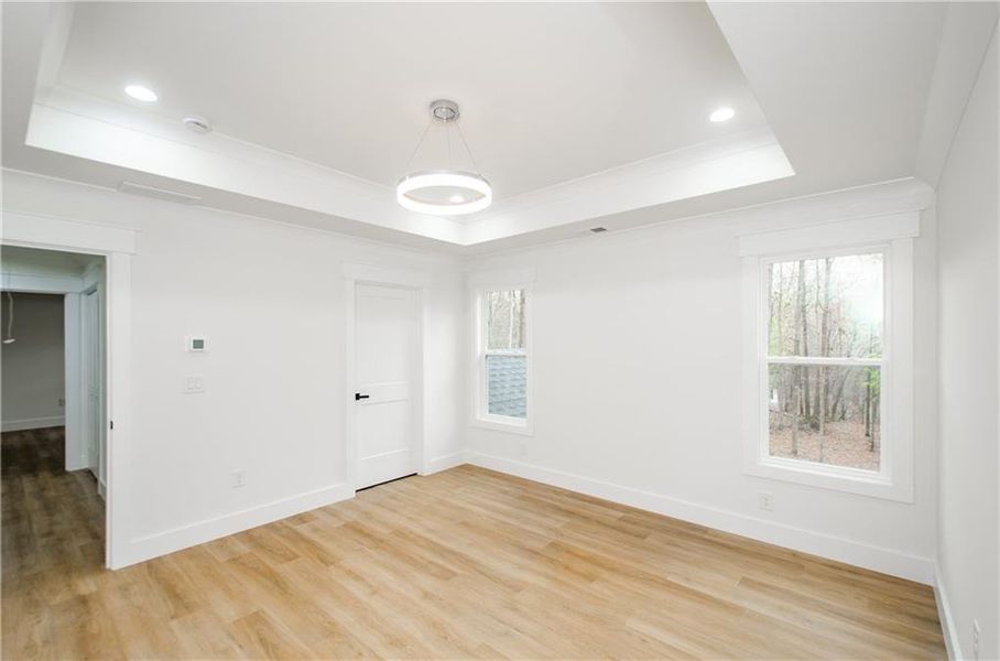 Spacious, unfurnished interior of a new home in , Gainesville (Image 40).