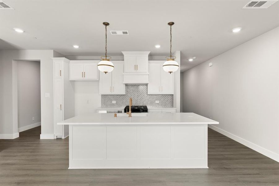 04. 2904 Wheelhouse - Kitchen 04. 2904 Wheelhouse - Kitchen