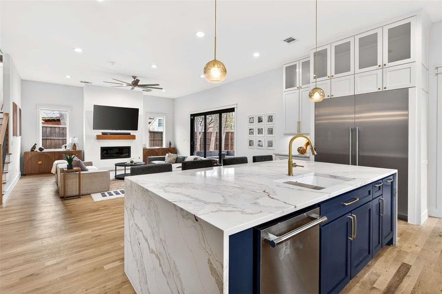 Furnished interior view inside a new home in , Dallas (Image 25).