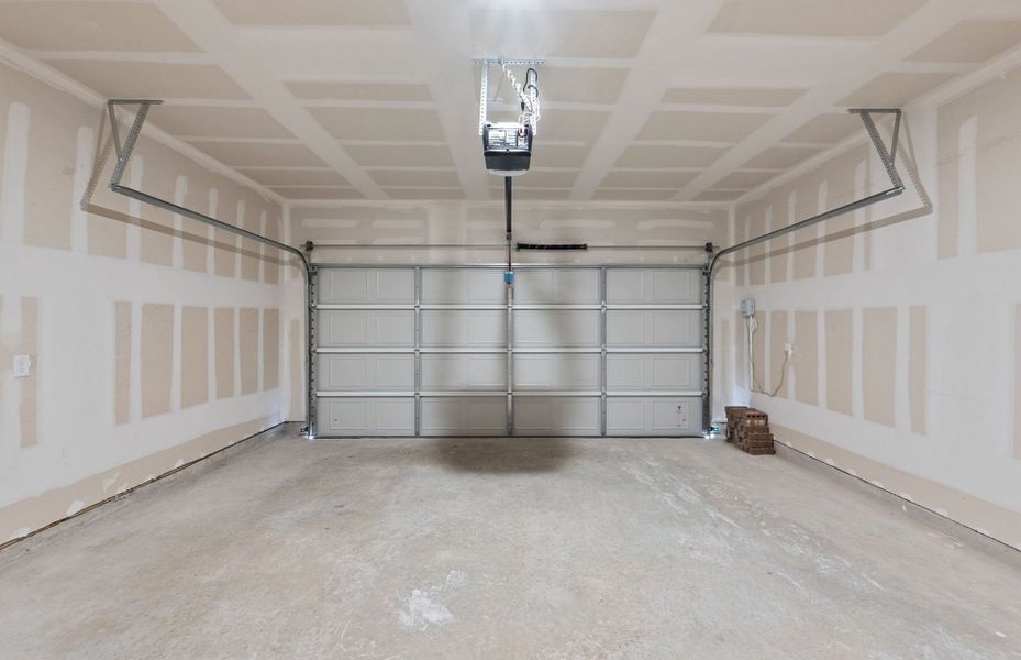 Image 49 of a home in Patterson Ranch.