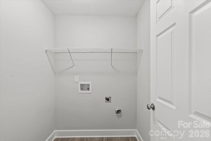 Spacious, unfurnished interior of a new home in , Monroe (Image 38).